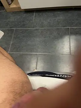 pipo123ita online show from February 19, 3:52 pm