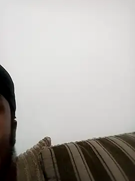 secretshhh202 online show from April 14, 4:50 pm