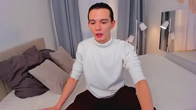 Ian Harrickton online show from March 10, 3:40 pm