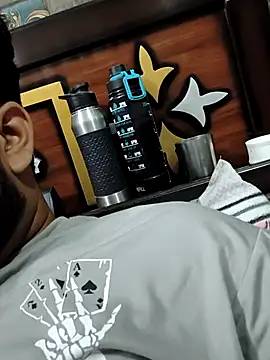 MrCurioX online show from April 22, 2:55 pm