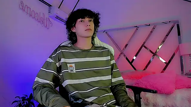 thanier 18 online show from April 21, 8:37 pm