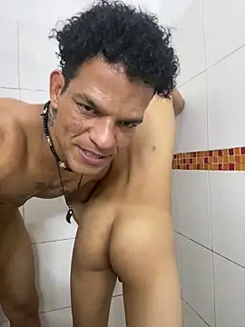 MaxyRyan online show from February 25, 6:25 am