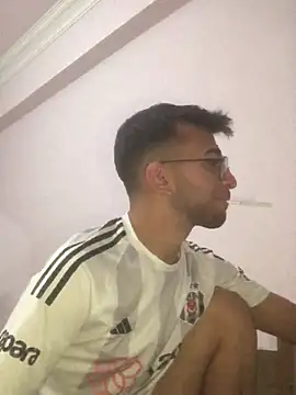 boraaily online show from March 4, 10:39 pm