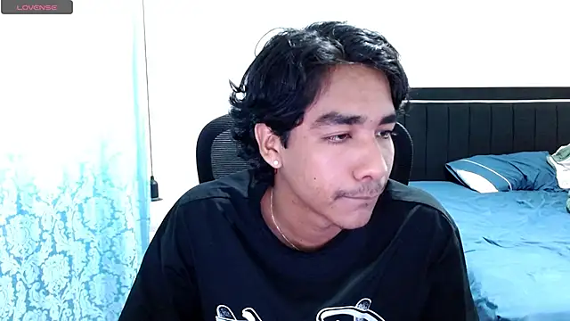 Pedestal diamant online show from April 21, 8:48 pm