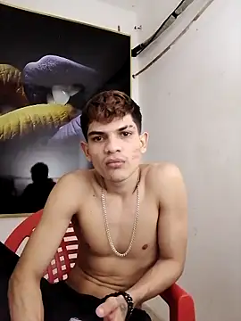 Jesshot bigcock20cm online show from April 25, 7:22 am