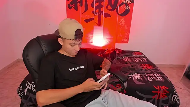 Wesleey-Boy online show from April 23, 6:43 pm