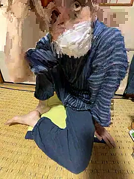 shizuku-kun211 online show from April 22, 6:19 am