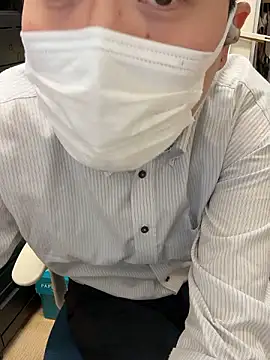 shizuku-kun211 online show from April 24, 7:16 pm