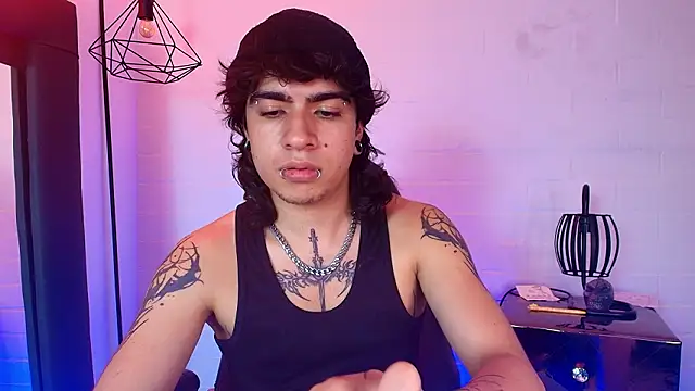 Axell Kussh online show from March 6, 3:03 am