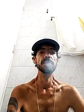 Swicth love online show from April 21, 2:01 pm