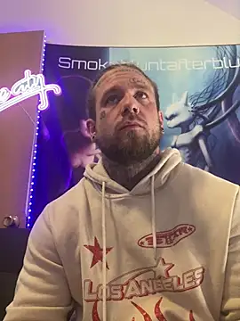 Smokebluntafterblunt online show from April 21, 12:11 pm