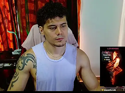 Logan0626 online show from April 3, 7:32 pm