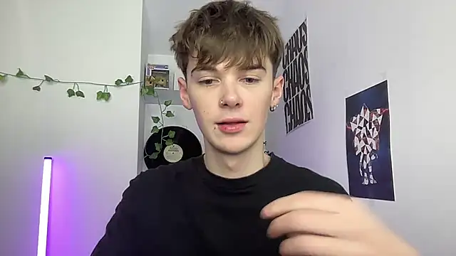 YourMilkyGuy online show from April 11, 5:16 pm