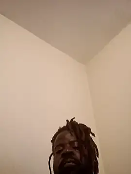 Aliesesay1 online show from March 8, 1:15 pm