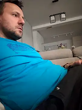 defaktor online show from April 25, 9:23 pm