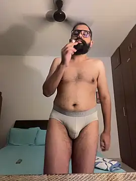 beerboy2222 online show from June 22, 4:22 pm