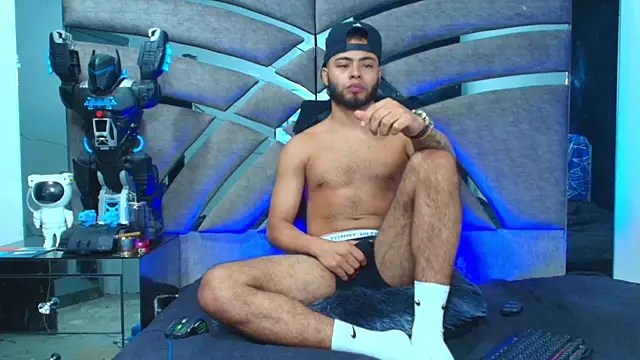 Xanderstone00 online show from June 26, 11:02 am