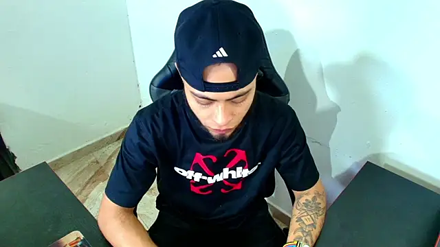 Xanderstone00 online show from March 9, 5:18 pm