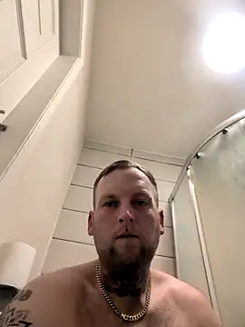 dave32000 online show from May 3, 9:06 pm