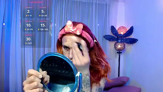 DanniHotBoy02 online show from April 24, 11:29 pm