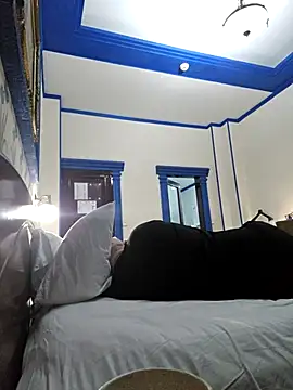 sk8brd snwbrd no snitch online show from February 24, 12:01 am