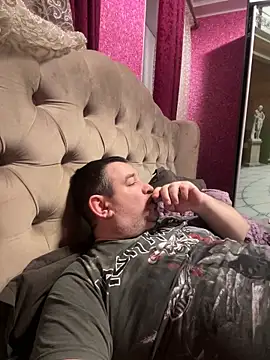 Shailadiess online show from February 19, 8:05 pm