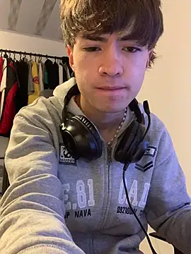 Gatito gg online show from March 14, 3:13 am