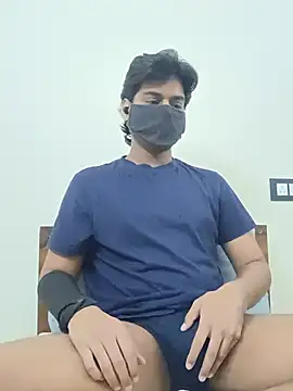 notanerd22 online show from August 4, 4:11 pm