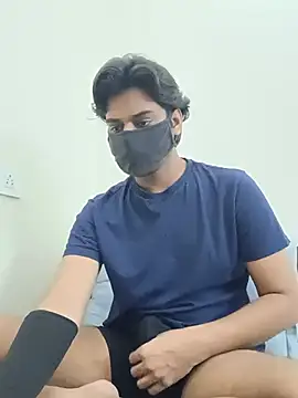 notanerd22 online show from June 22, 4:22 pm