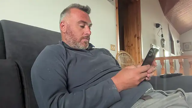 marcovik1 online show from April 21, 11:27 am