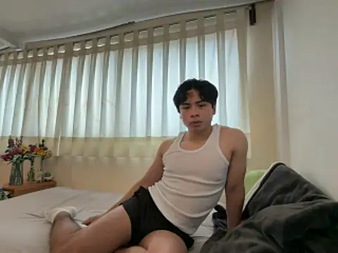 BentoBoxxx online show from April 22, 6:12 pm