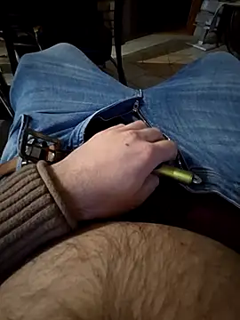 dawidplayground online show from February 19, 4:03 pm