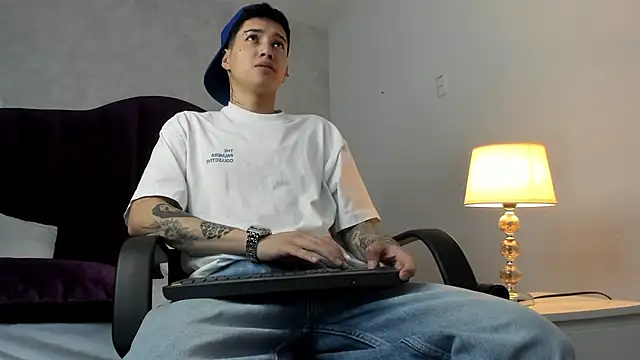 JoshBeech online show from March 9, 1:38 pm