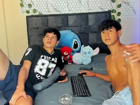 Stiben coll12 online show from March 17, 6:16 am