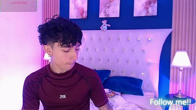 Aiden Rivers  online show from April 20, 1:13 pm