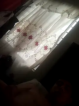 BeetledStoop online show from March 20, 5:50 pm