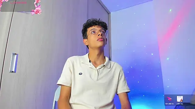 Maxfrost1 online show from April 7, 2:22 am