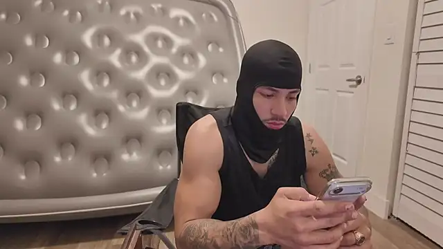 Alejandrosolerxxx online show from March 8, 5:33 am