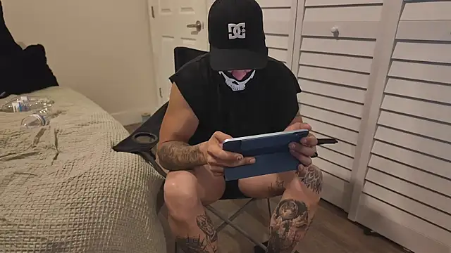 Alejandrosolerxxx online show from March 16, 8:13 pm