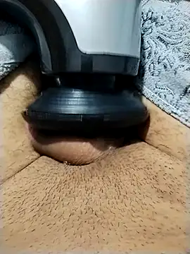 estebanxxxxxx online show from March 31, 11:06 pm