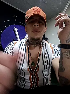 Valentino dominusSex online show from April 23, 10:01 pm