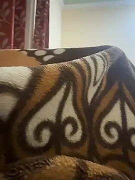 youngboywithcurvymilf online show from March 4, 4:14 pm