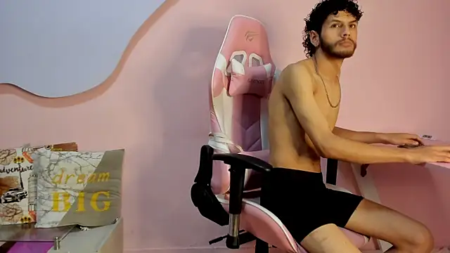 LuckySammer online show from February 20, 11:56 am