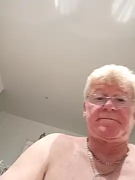 olivbisoumis online show from April 1, 4:58 am