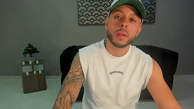 Daniel kingx online show from February 18, 1:09 pm