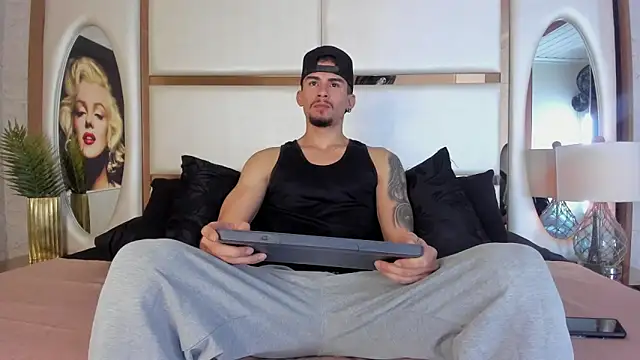 SharonTygaX online show from March 10, 2:34 pm