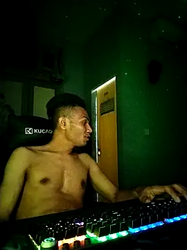 UcEng Lab online show from March 9, 7:30 pm