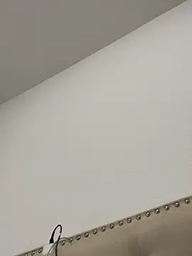 charles23xavier25 online show from March 1, 1:00 pm