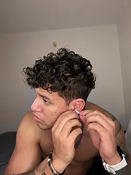 amenadiel fire online show from April 17, 4:37 am