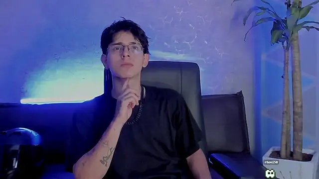 Angel scott2 online show from March 6, 11:40 am